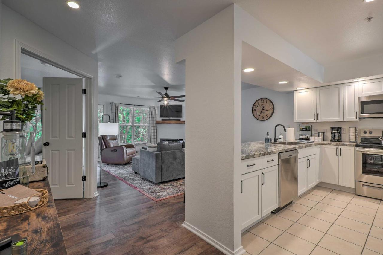 Branson Lakefront Condo With Sunroom And Lake Views! Esterno foto