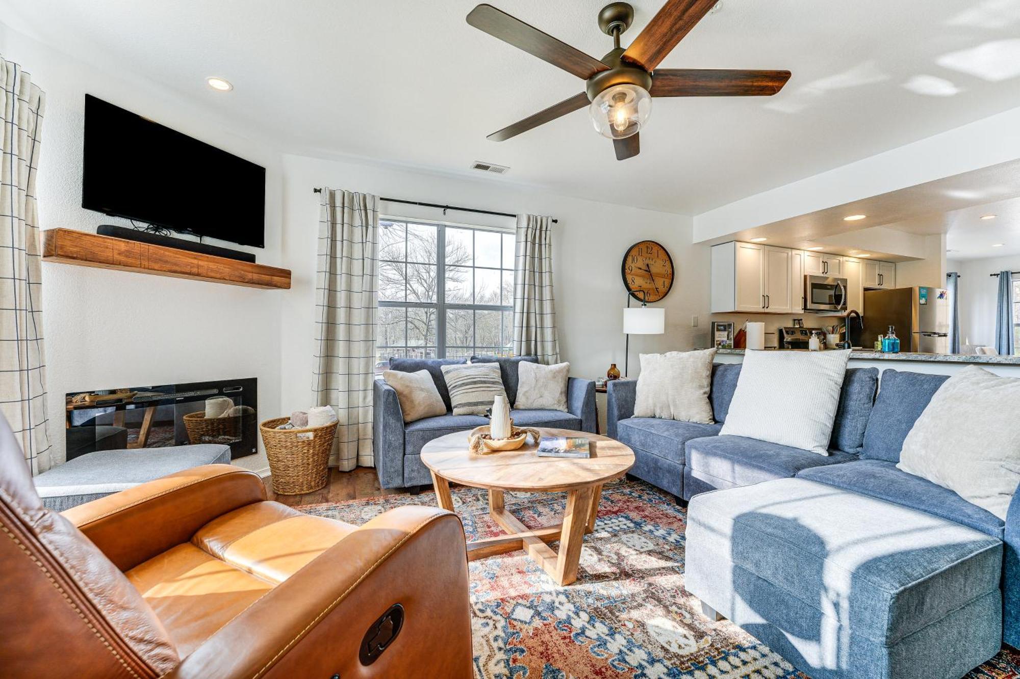 Branson Lakefront Condo With Sunroom And Lake Views! Esterno foto